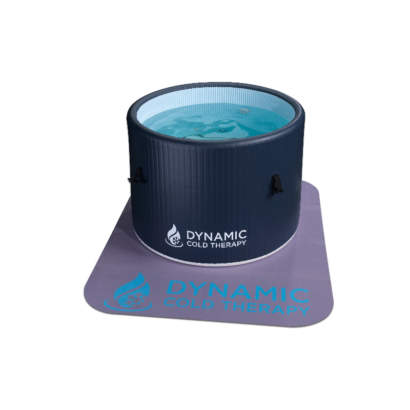 Cold therapy device with blue liquid on a white background, branded 'Dynamic Cold Therapy'.
